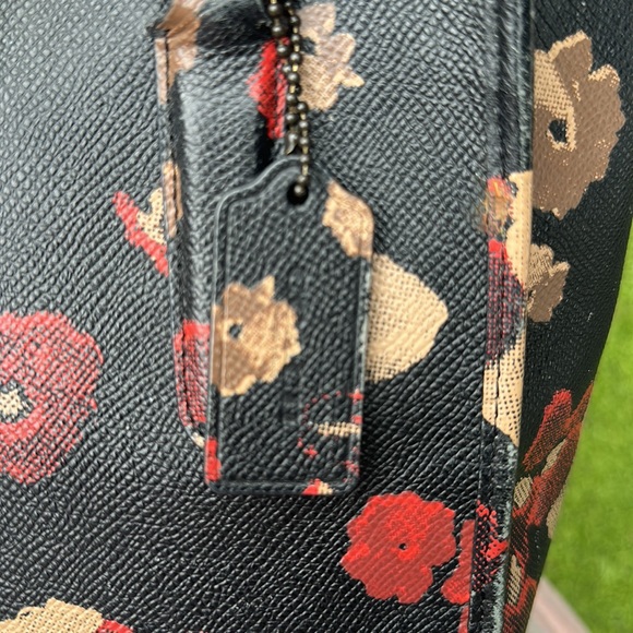Coach Floral print crossbody tote - Picture 8 of 10